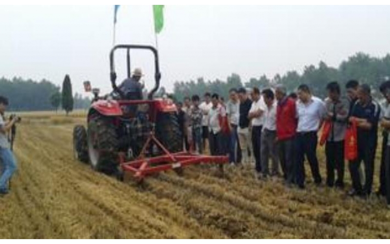 智慧农场建设专用农机深松耕地作业GPS监控系统
